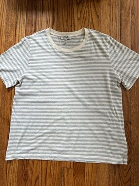 COS Women’s Clean Cut T-Shirt Cream & Gray Stripes, Sz. M Short Sleeve Classic